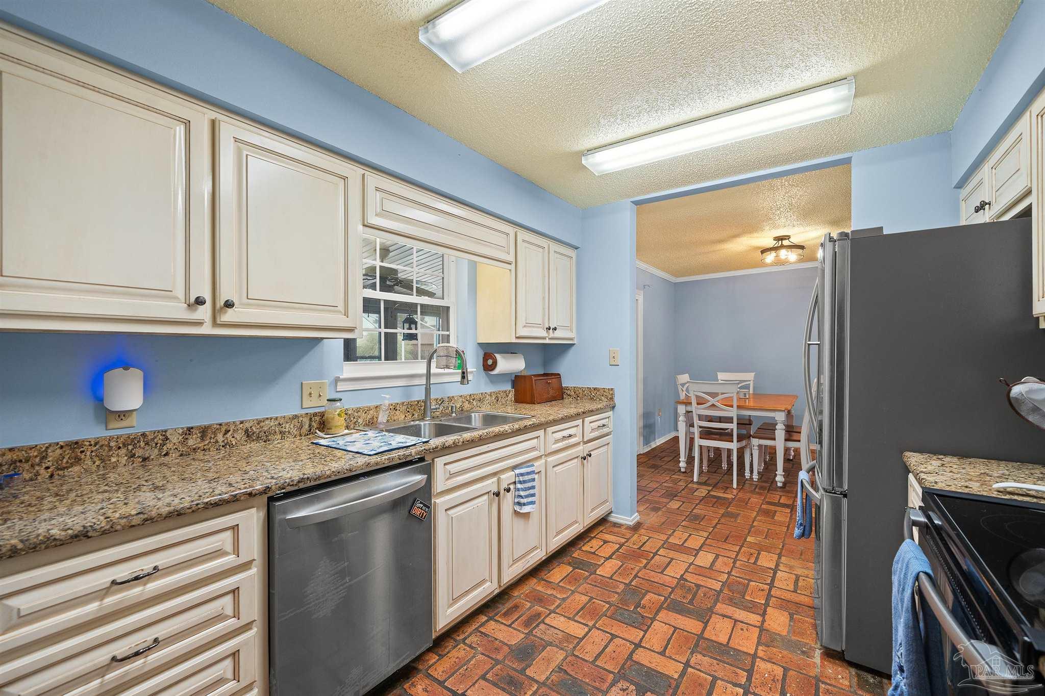 502 Ariel Avenue Foley, AL 36535 - Photo 9 of 27