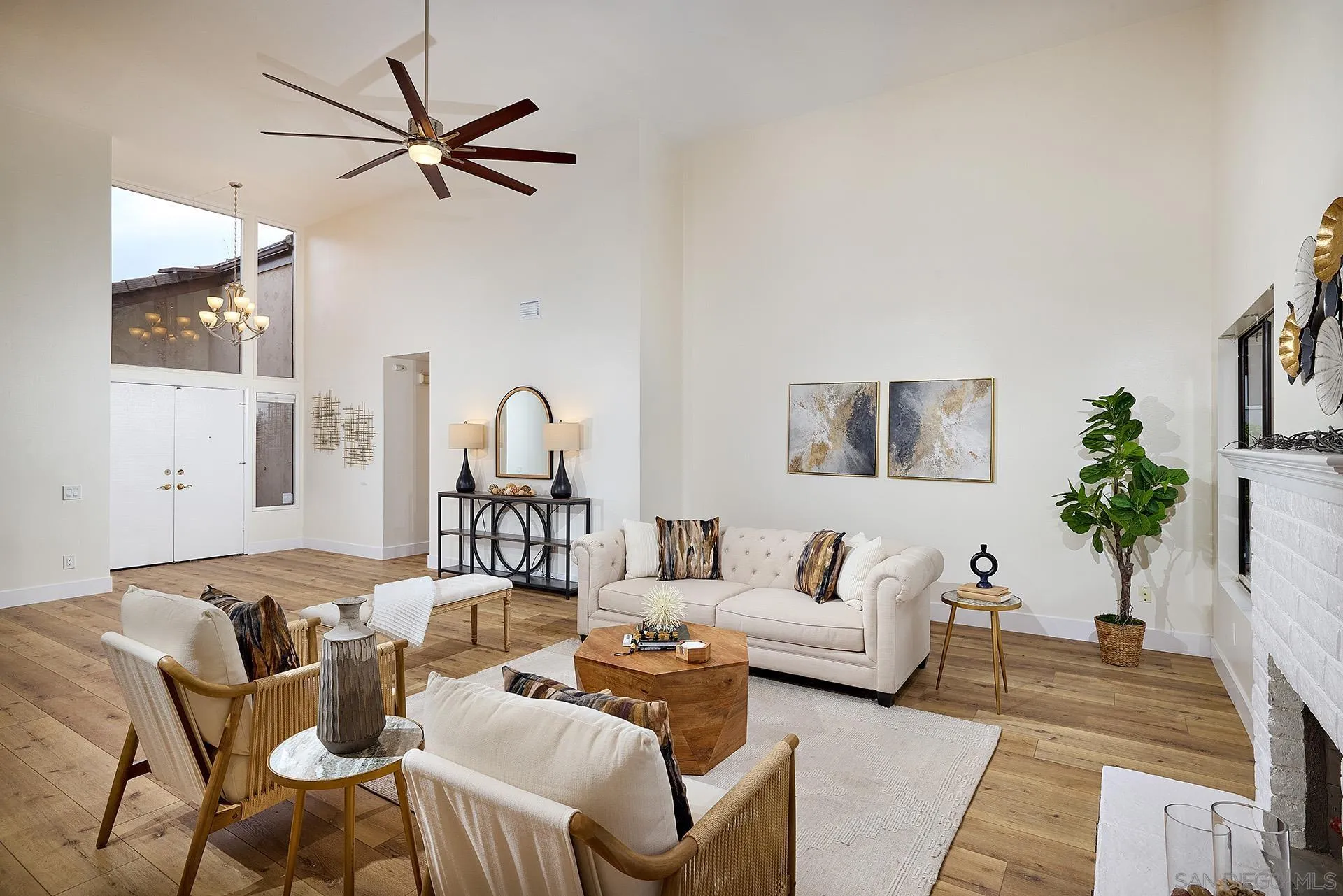 13269 Vinter Way Poway, CA 92064 - Photo 5 of 32 a living room with furniture