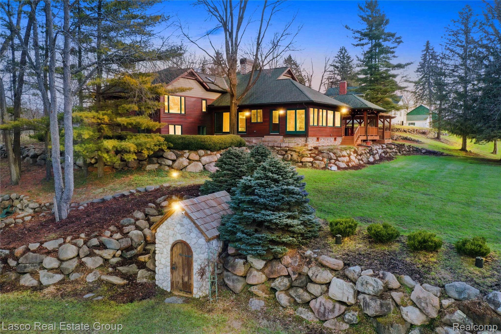 14350 Eddy Lake Road Fenton, MI 48430 - Photo 8 of 75 Twlight.jpg