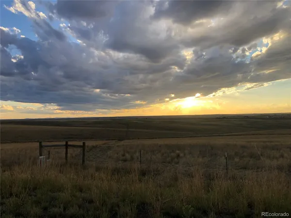 $200,000 | 69660 East Briarwood Place, Byers, CO 80103