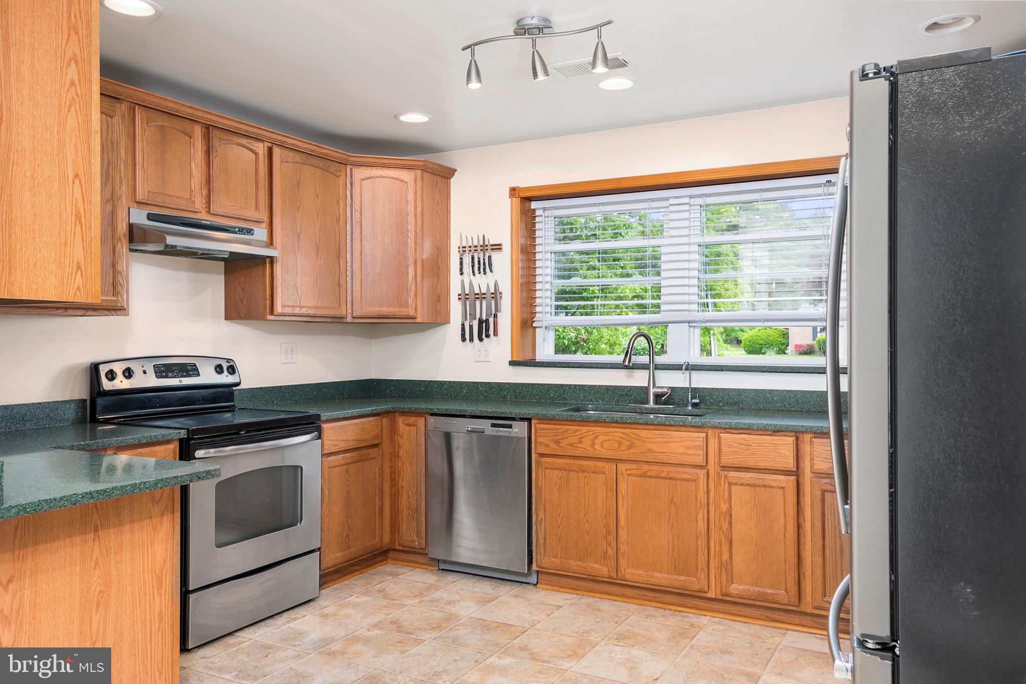7508 Quaker Neck Road Chestertown, MD 21620 - Photo 6 of 23 Kitchen