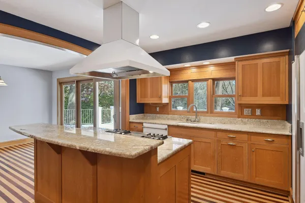 $4,800 | 5207 Doncaster Way, Edina, MN 55436