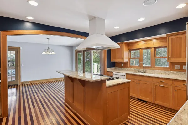 $4,800 | 5207 Doncaster Way, Edina, MN 55436