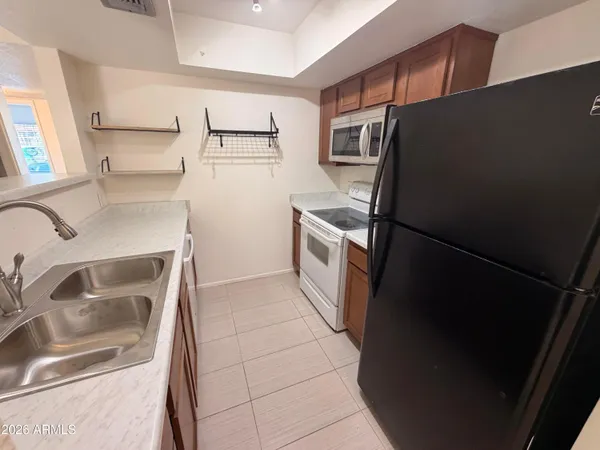 $1,295 | 616 South Hardy Drive, Unit 129, Tempe, AZ 85281