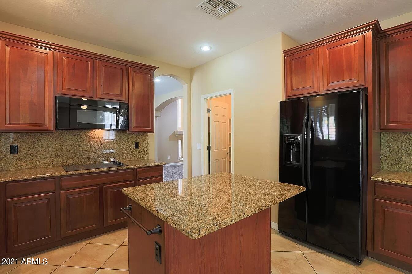 5030 West Parsons Road Phoenix, AZ 85083 - Photo 12 of 38 kitchen3
