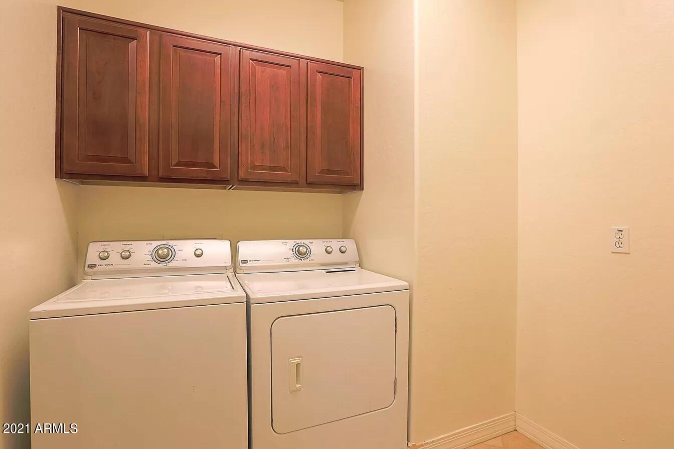 5030 West Parsons Road Phoenix, AZ 85083 - Photo 17 of 38 laundry