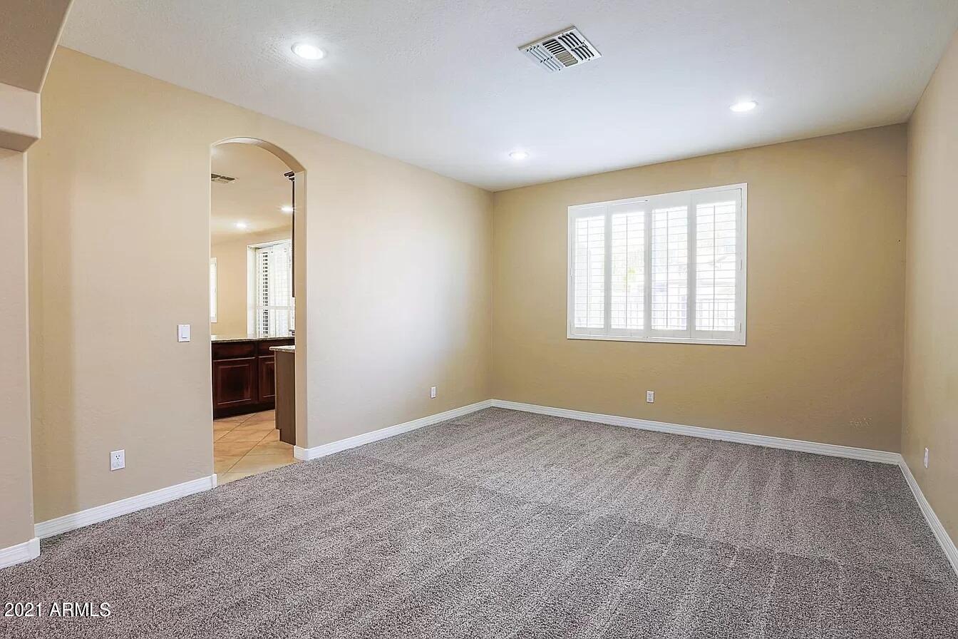 5030 West Parsons Road Phoenix, AZ 85083 - Photo 7 of 38 dinning1