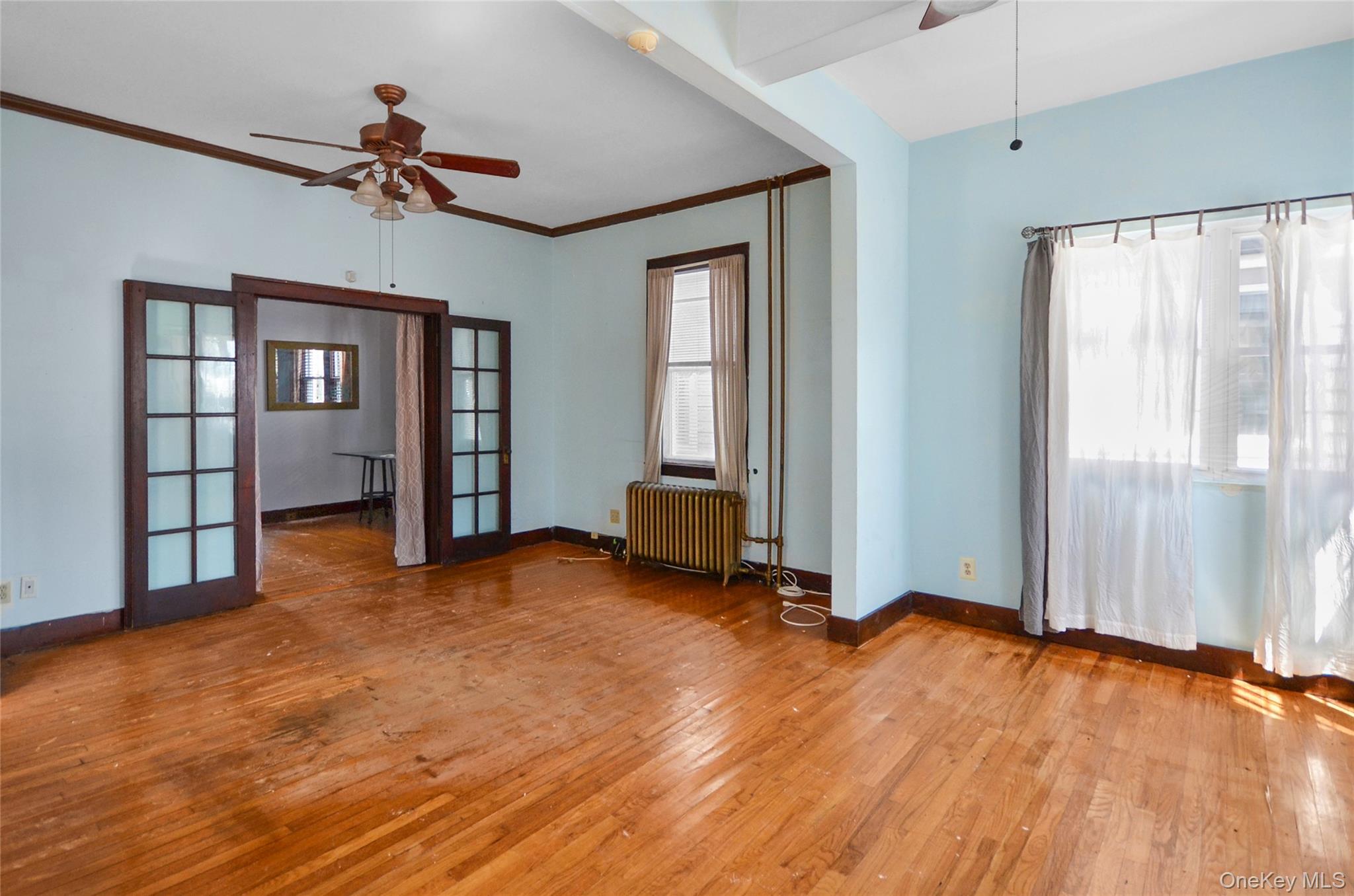 103 Rochelle Street Bronx, NY 10464 - Photo 3 of 13