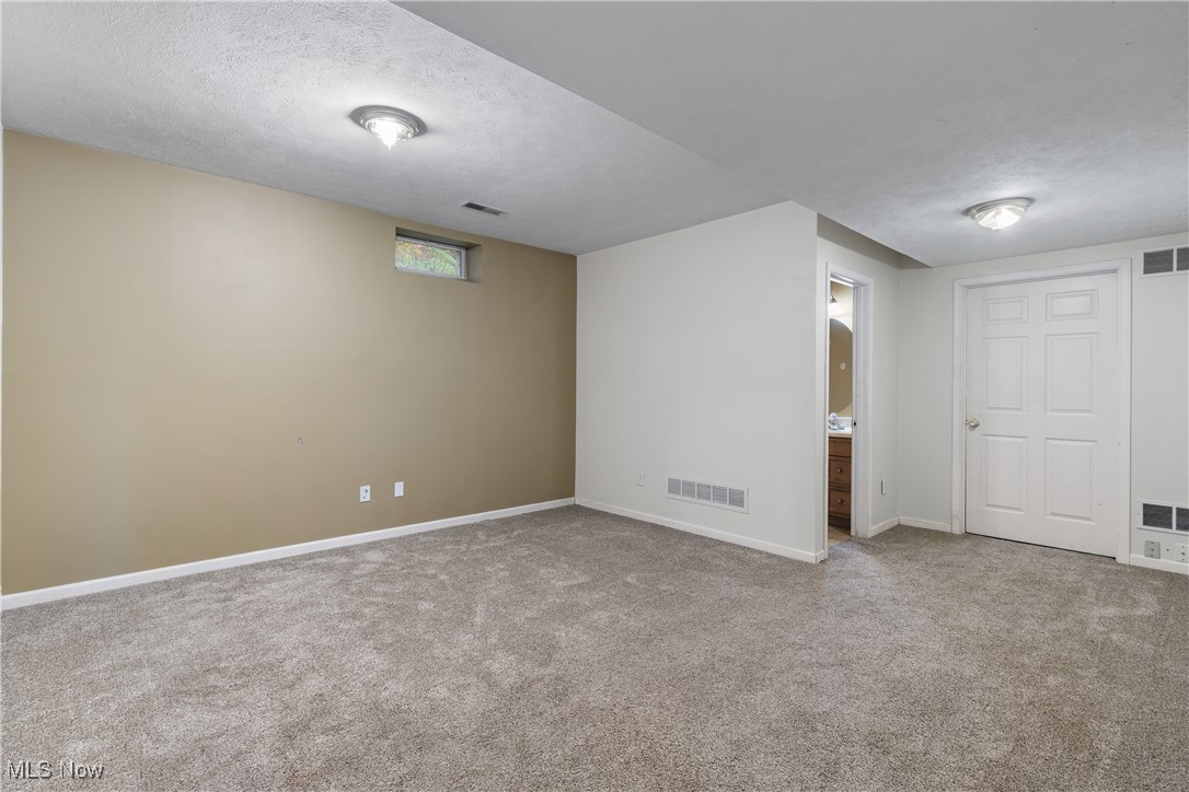 1333 Derbydale Road Akron, OH 44306 - Photo 24 of 29 Bedroom 4, office or playroom with full bathroom.