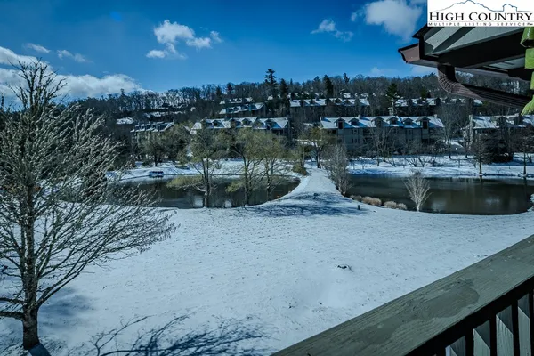 $139,900 | 185 Waterside Drive, Unit 20 SHARE OF WALNUT 5, Blowing Rock, NC 28605