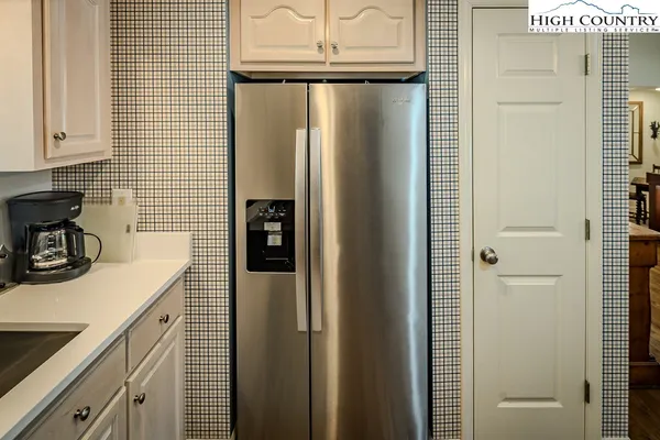 $139,900 | 185 Waterside Drive, Unit 20 SHARE OF WALNUT 5, Blowing Rock, NC 28605
