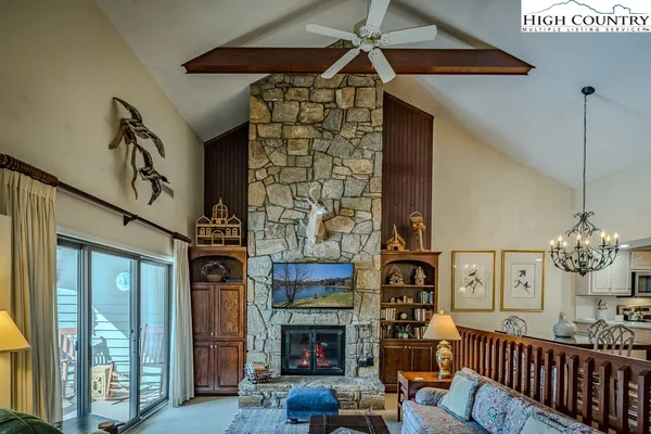 $139,900 | 185 Waterside Drive, Unit 20 SHARE OF WALNUT 5, Blowing Rock, NC 28605