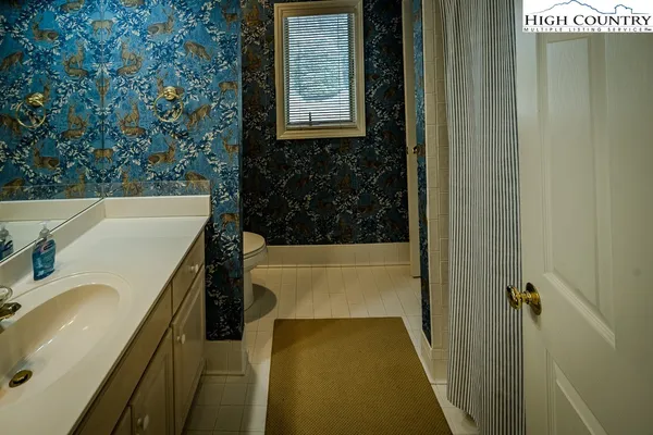 $139,900 | 185 Waterside Drive, Unit 20 SHARE OF WALNUT 5, Blowing Rock, NC 28605