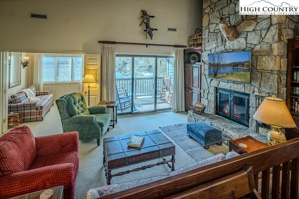 $139,900 | 185 Waterside Drive, Unit 20 SHARE OF WALNUT 5, Blowing Rock, NC 28605