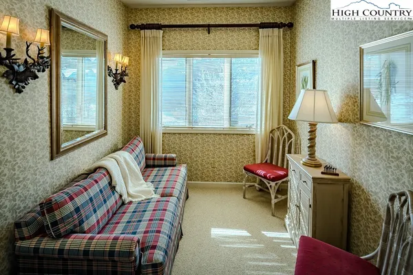 $139,900 | 185 Waterside Drive, Unit 20 SHARE OF WALNUT 5, Blowing Rock, NC 28605