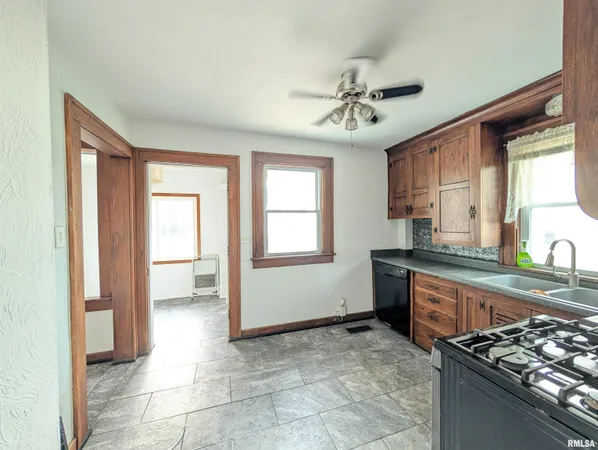 $152,900 | 5914 Madison Street, Bartonville, IL 61607