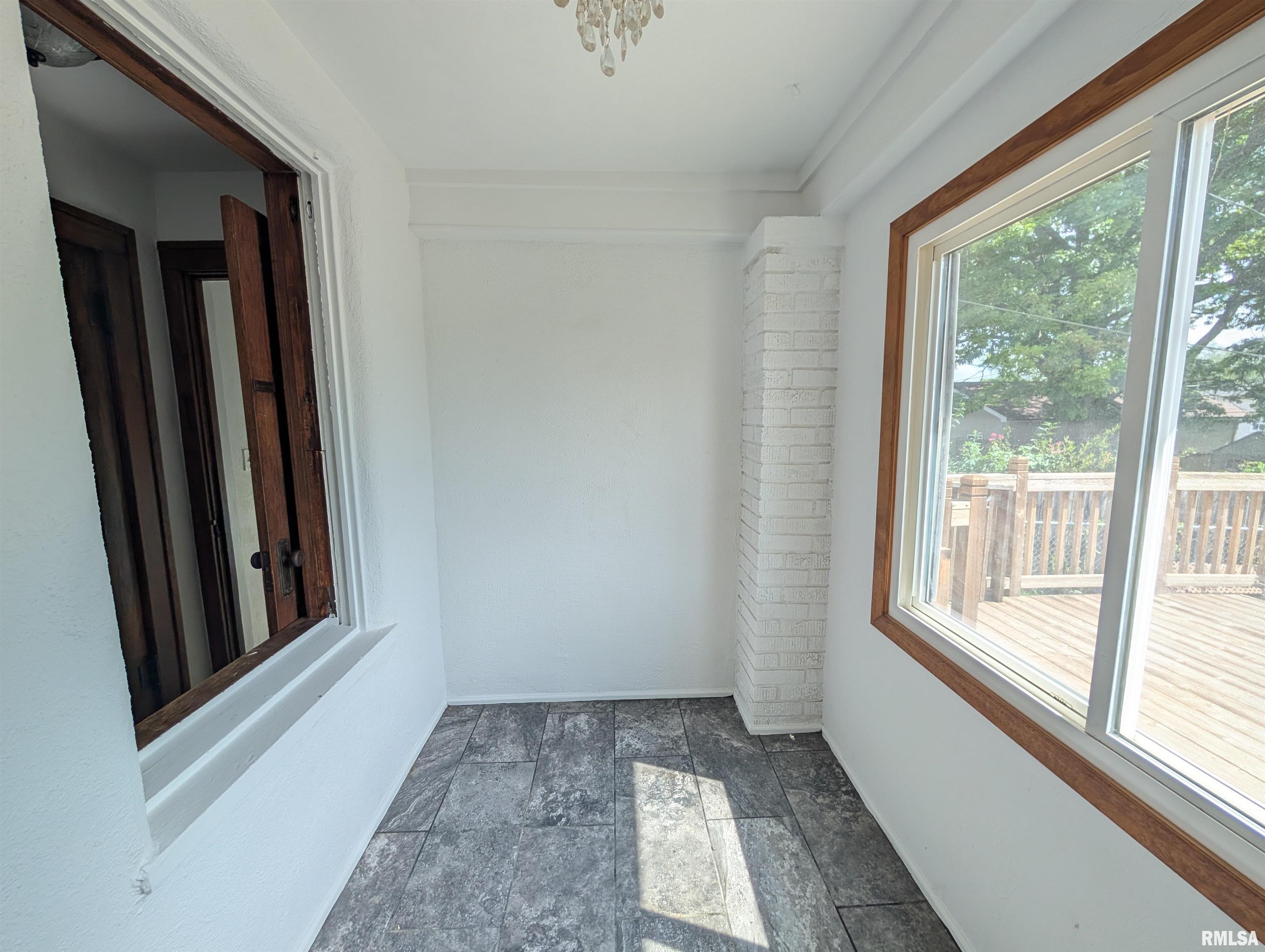 5914 Madison Street Bartonville, IL 61607 - Photo 15 of 38