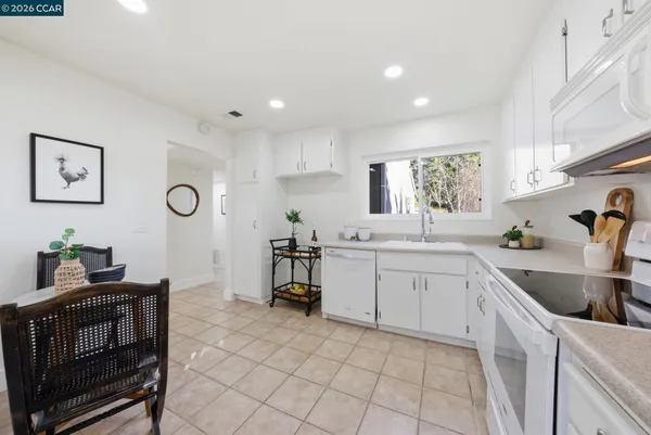$699,000 | 4852 Starflower Drive, Martinez, CA 94553