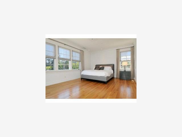 512 Primrose Road, Unit PHB Burlingame, CA 94010 - Photo 7 of 9 Gallery Image 7