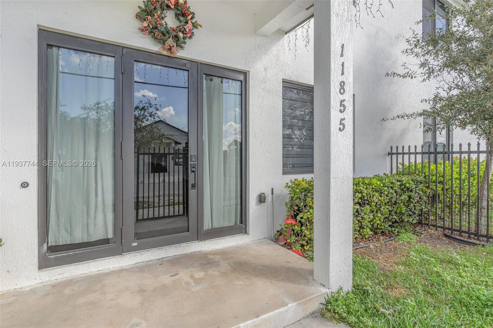 11851 Southwest 220th Street Miami, FL 33170 - Photo 2 of 23