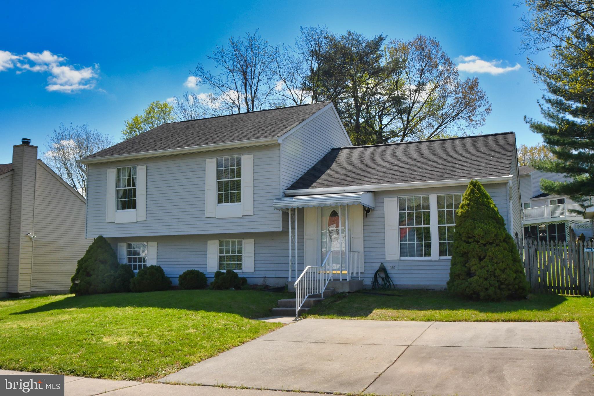 37 Yew Road Baltimore, MD 21221 - Photo 2 of 55 Front