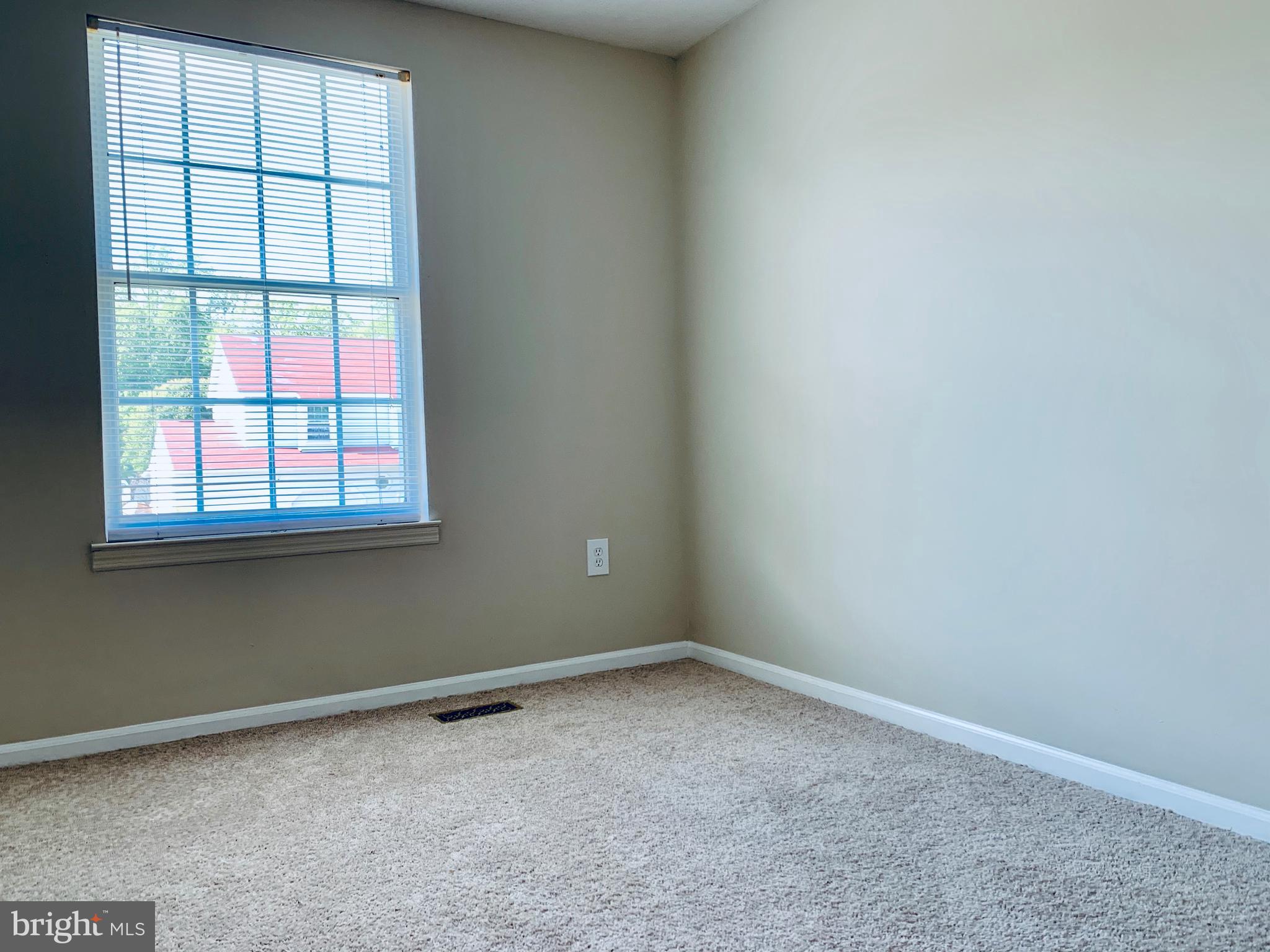 37 Yew Road Baltimore, MD 21221 - Photo 29 of 55 Bedroom 2