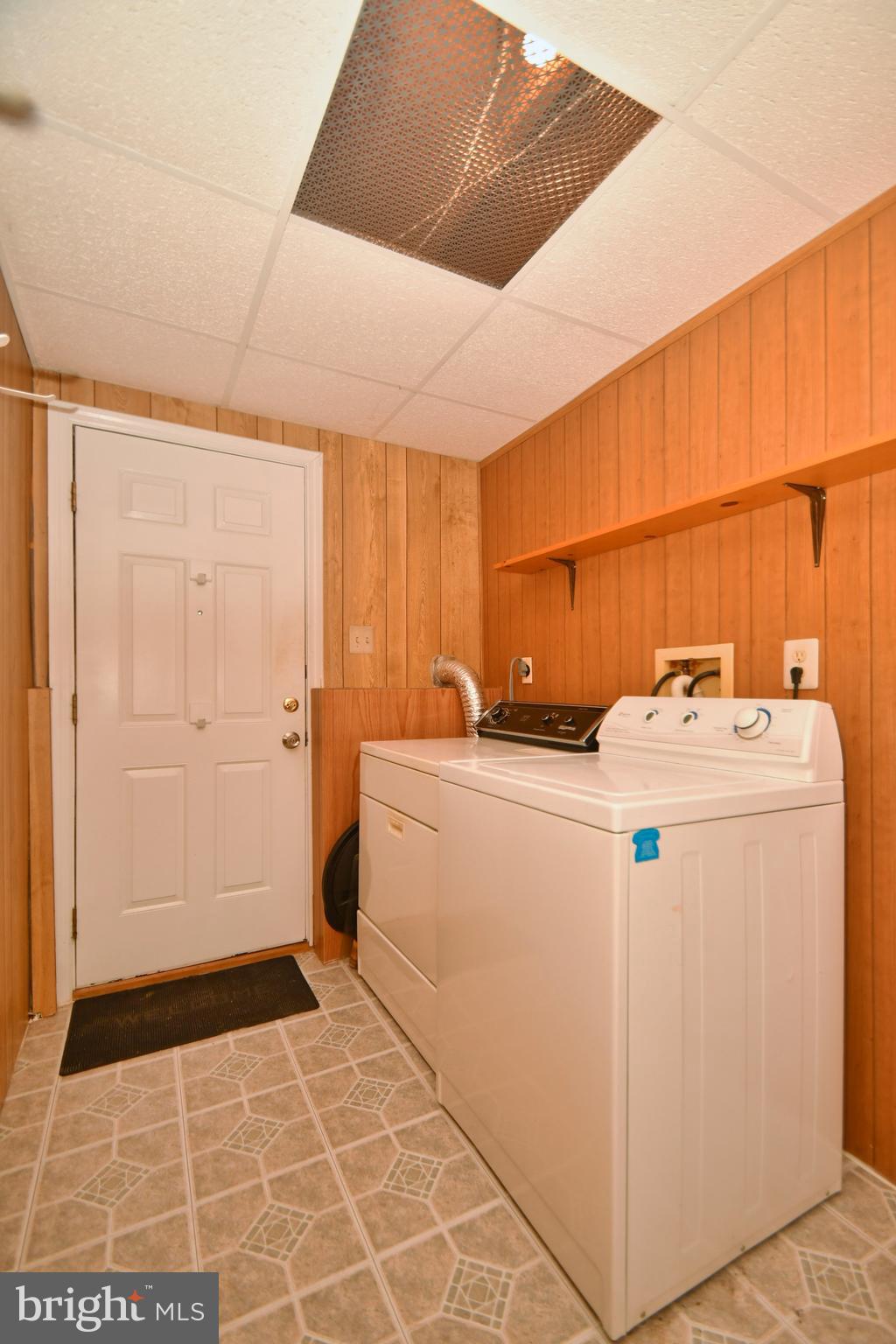 37 Yew Road Baltimore, MD 21221 - Photo 46 of 55
