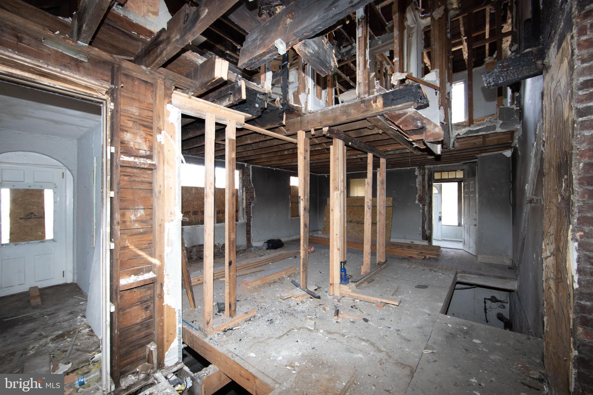 2871 Kansas Road Camden, NJ 08104 - Photo 8 of 18