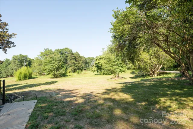 $315,000 | 116 Hornets Nest Court, Bessemer City, NC 28016