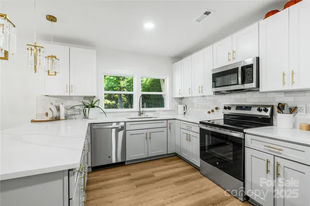 $315,000 | 116 Hornets Nest Court, Bessemer City, NC 28016