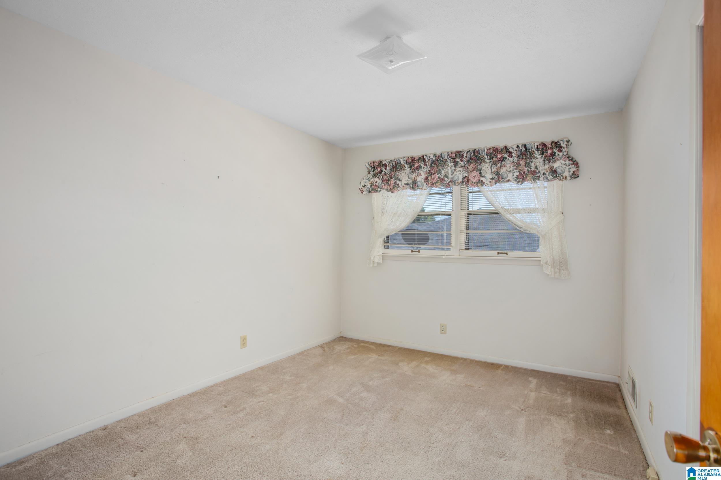 1411 Glendale Road Anniston, AL 36207 - Photo 23 of 36