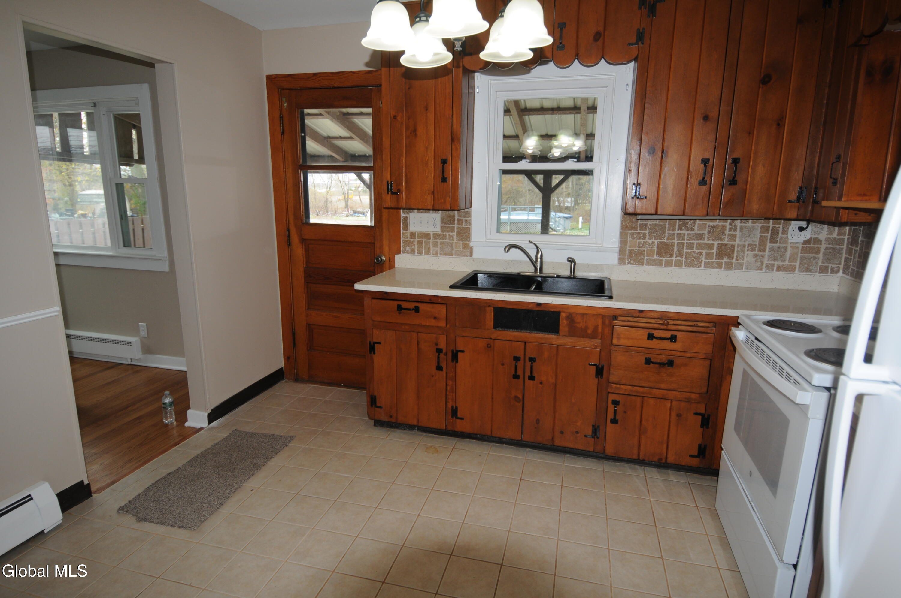 2 Arden Road Glenville, NY 12302 - Photo 11 of 19 DSC_7411