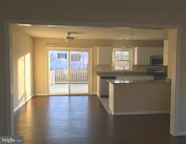 8419 Leland Road Manassas, VA 20111 - Photo 8 of 24 Gallery Image 8