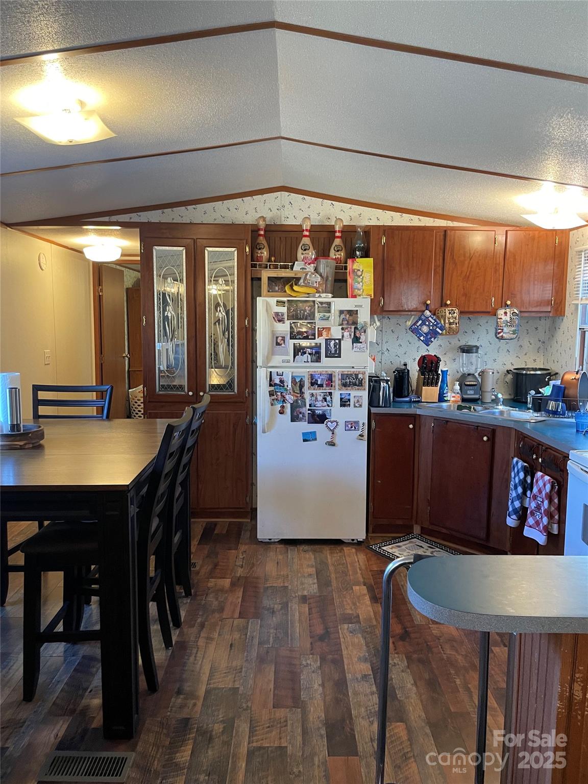 3265 Revere Road Marshall, NC 28753 - Photo 10 of 23 a living room with large window