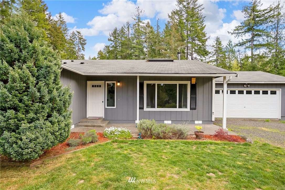 620 Lewis Road West Seabeck, WA 98380 - Photo 2 of 26 Gallery Image 2