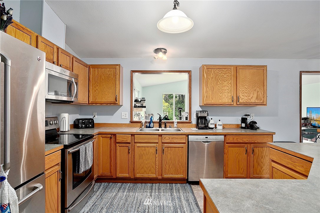 620 Lewis Road West Seabeck, WA 98380 - Photo 10 of 26 Gallery Image 10