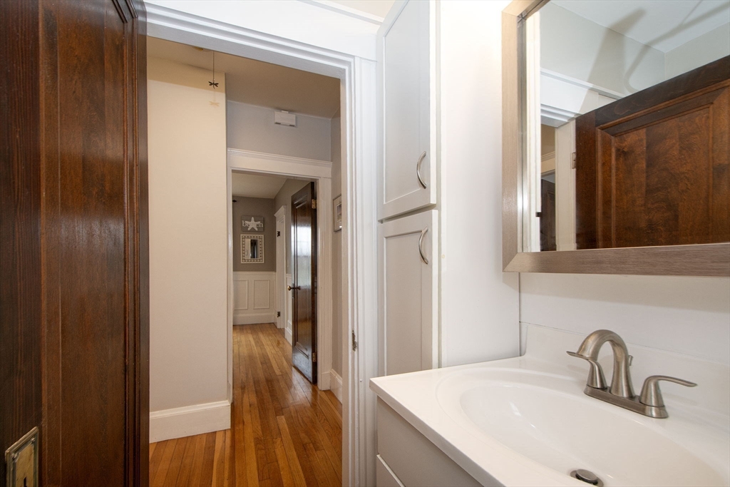 271 Holbrook Road Quincy, MA 02171 - Photo 25 of 42