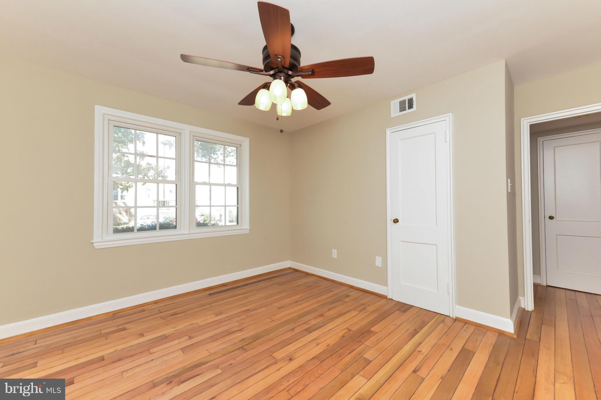 2912 13th Road South, Unit 102 Arlington, VA 22204 - Photo 17 of 21 Bedroom