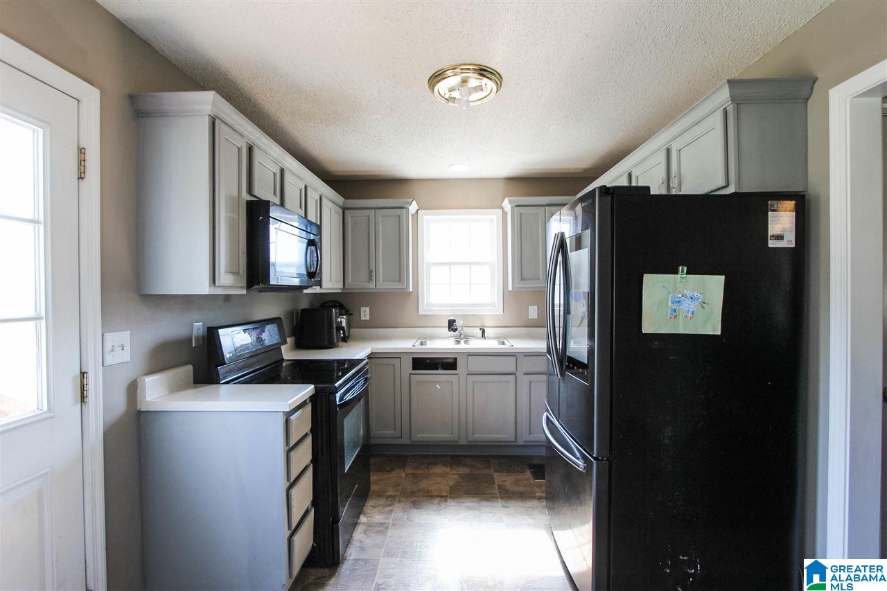 10916 Choccolocco Road Anniston, AL 36207 - Photo 6 of 37