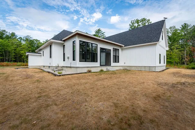 $1,200,000 | 96 Ledgewood Lane, Brownfield, ME 04010