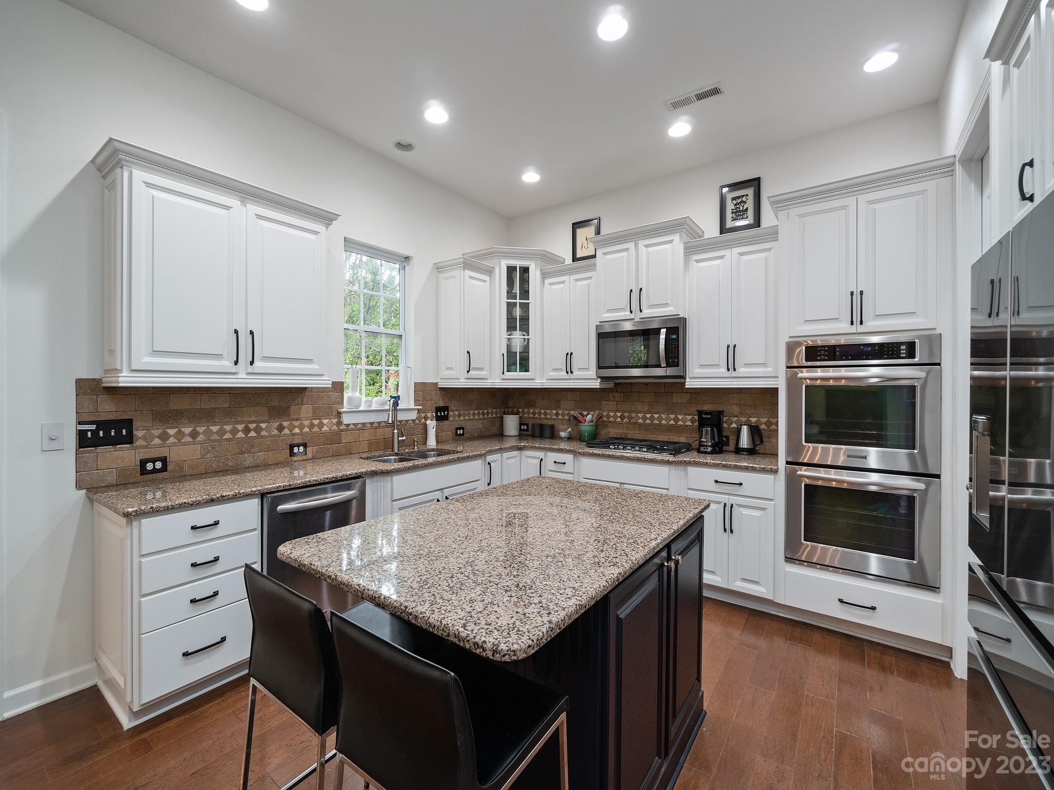 9605 Woburn Road Charlotte, NC 28277 - Photo 5 of 47 Gallery Image 5