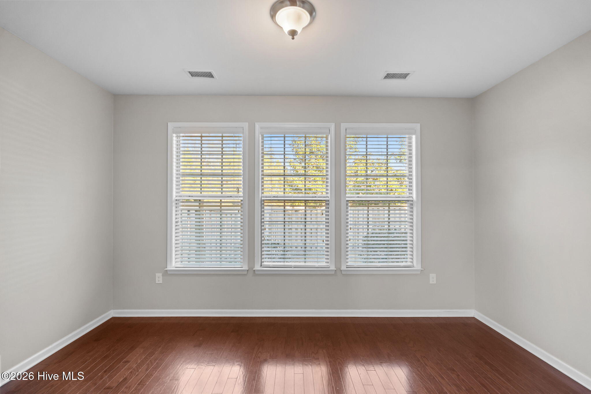 586 Ribble Drive Leland, NC 28451 - Photo 26 of 78 39-web-or-mls-Photo Feb 12 2026, 5 00 15