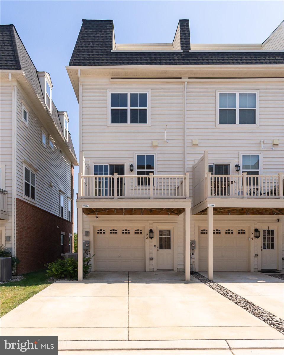 521 East 7th Street Frederick, MD 21701 - Photo 33 of 44 Deck/Balcony/Garage