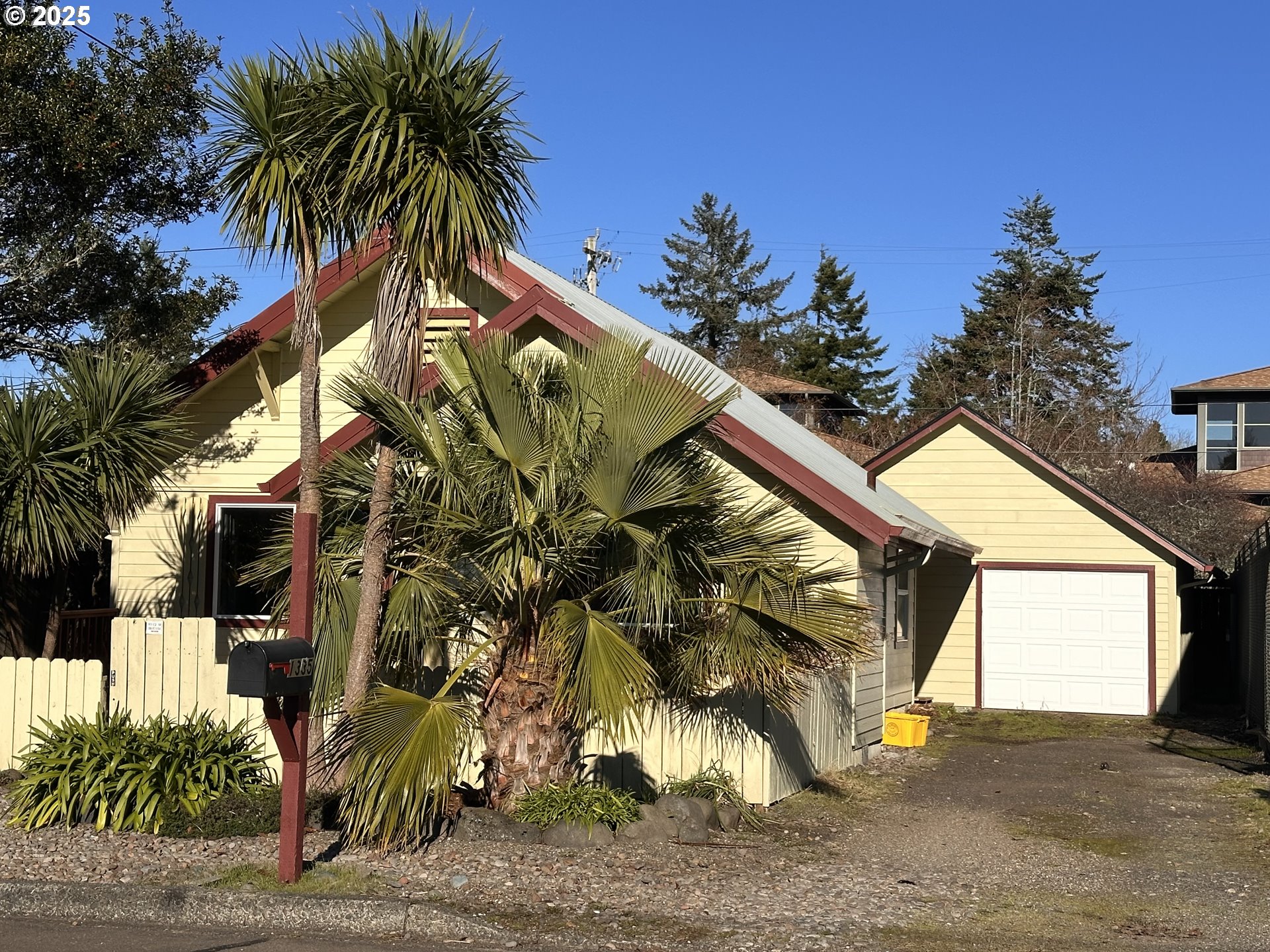 1335 7th Street Florence, OR 97439 - Photo 39 of 39 a view of street with palm trees
