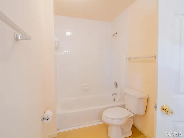 $449,900 | 915 Ann Avenue, St. Louis, MO 63104