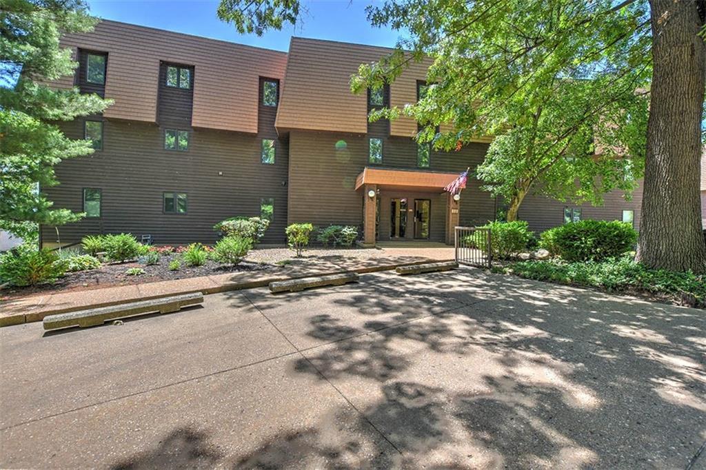 899 East Lake Shore Drive, Unit A1B Decatur, IL 62521 - Photo 1 of 1 Gallery Image 1