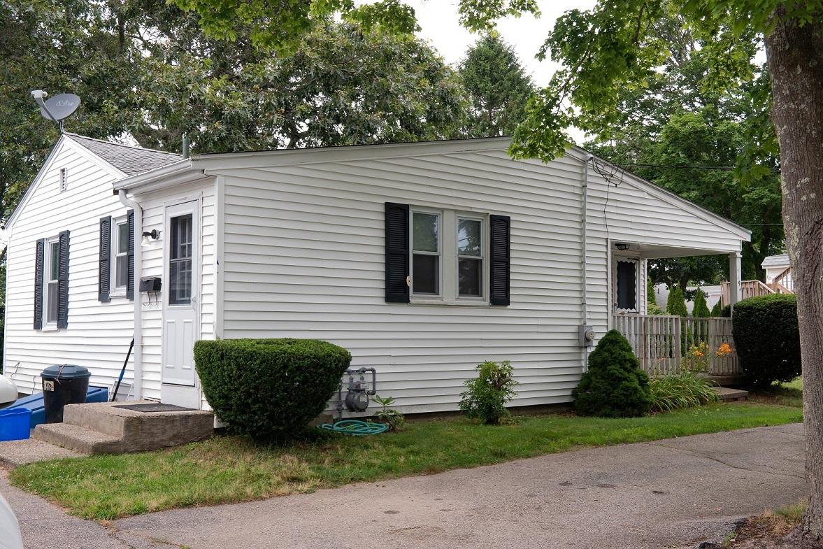 217 Jones Road Falmouth, MA 02540 - Photo 7 of 10 photo7
