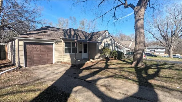 $155,000 | 11108 East 57 Street, Raytown, MO 64133