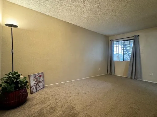 $215,000 | 7441 Auburn Oaks Court, Unit O, Citrus Heights, CA 95621
