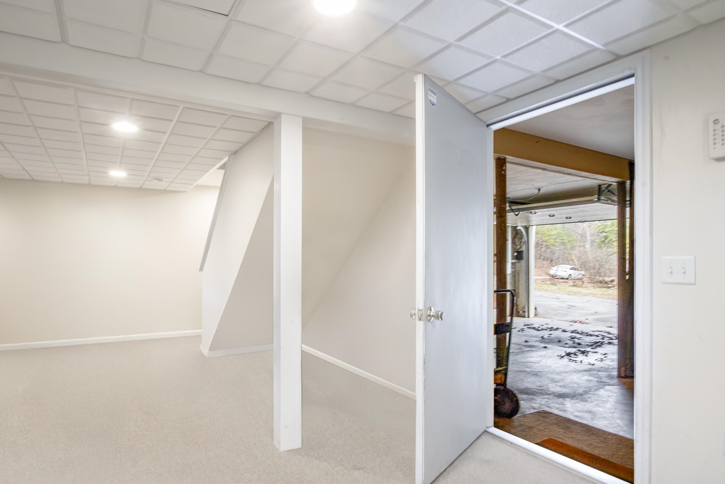 155 Chase Road South Hampton, NH 03827 - Photo 18 of 60